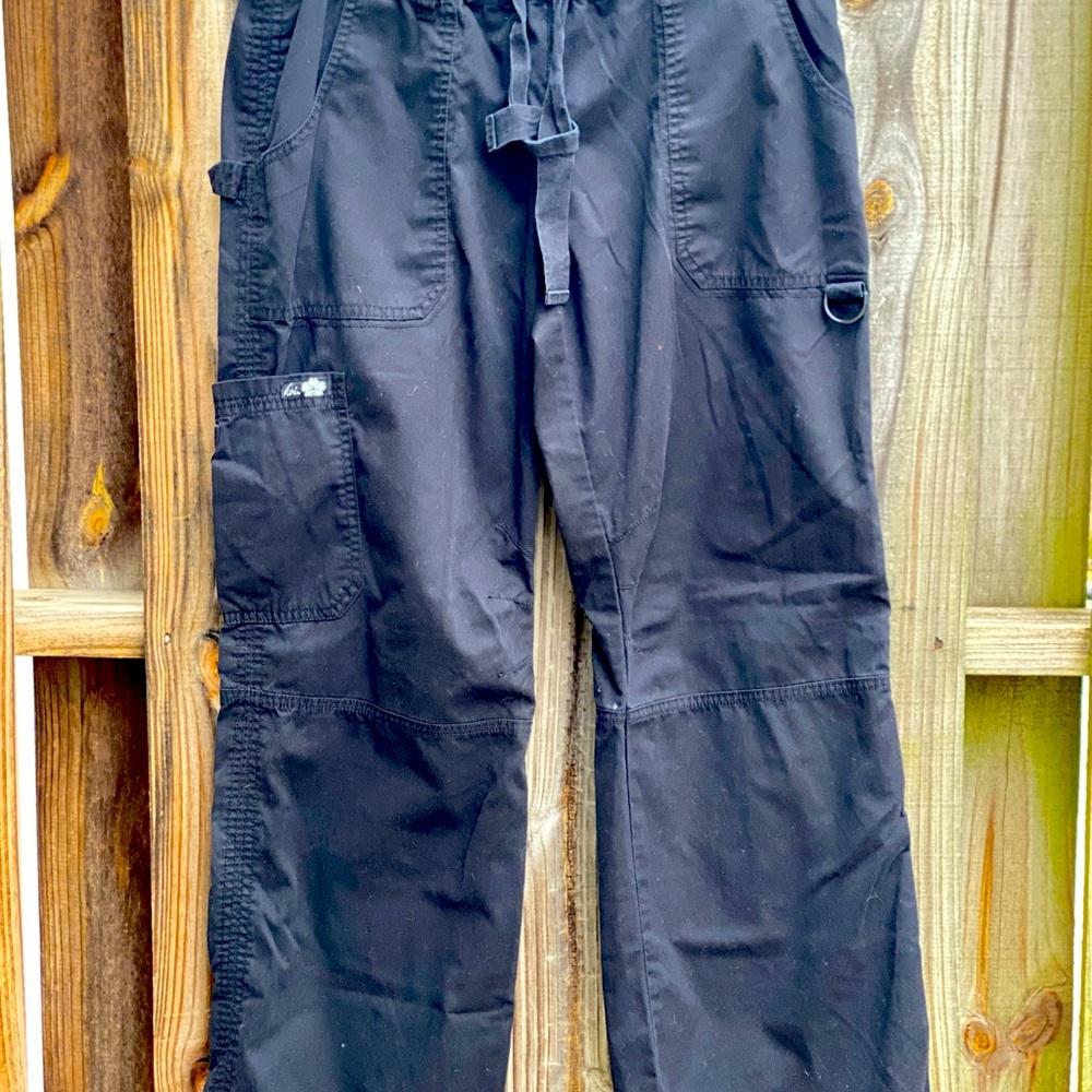Black scrub pants